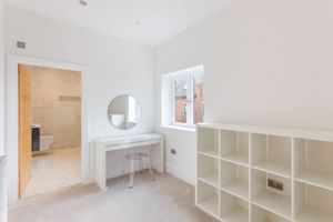 Photo 17- click for photo gallery